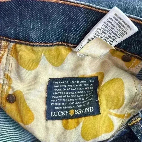 Lucky Brand Sofia Boot Mid Rise Curvy Fit Dark Wash Jeans - Picture 10 of 10